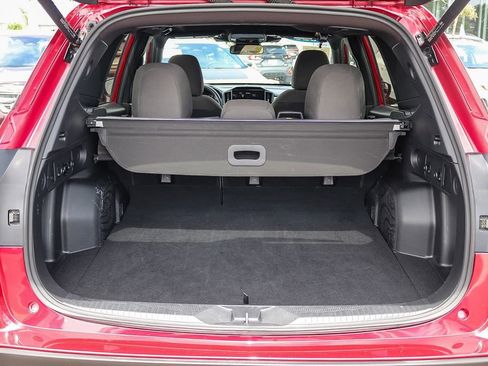 Certified 2025 Subaru Forester Premium AWD/4WD image 31