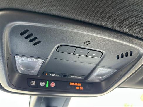 Certified 2023 Chevrolet Traverse LT AWD/4WD image 28