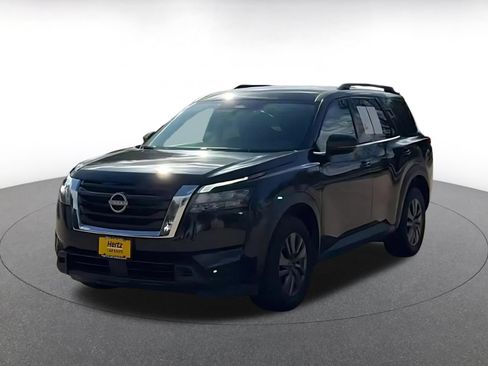 Used 2025 Nissan Pathfinder SV FWD image 7