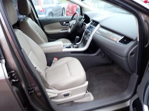 Used 2013 Ford Edge SEL AWD/4WD image 9