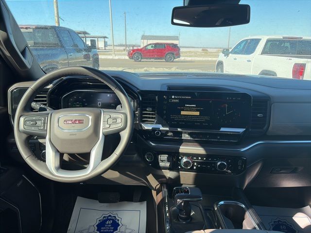 Used 2023 GMC Sierra 1500 SLT w/ SLT Premium Package AWD/4WD image 14