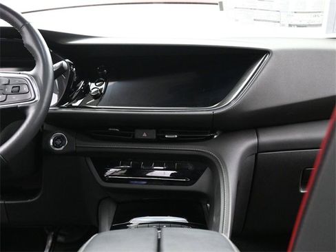 Certified 2023 Buick Envision Essence w/ Sport Touring Package image 25