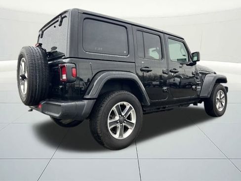 Used 2023 Jeep Wrangler Sahara image 4