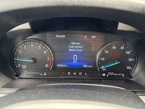 Used 2023 Ford Explorer XLT w/ Equipment Group 202A AWD/4WD image 13