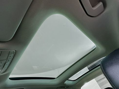 Used 2015 Mercedes-Benz C 300 4MATIC Sedan image 23