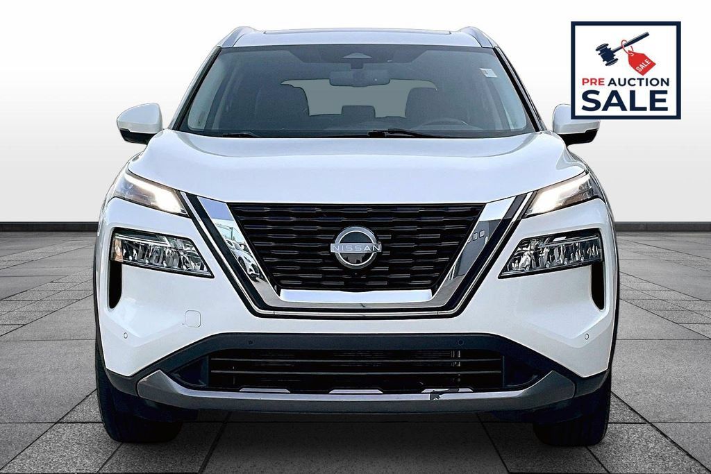Used 2023 Nissan Rogue SL w/ SL Premium Package AWD/4WD image 3