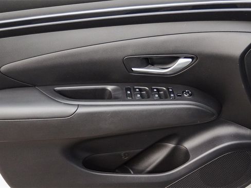 Certified 2023 Hyundai Tucson SE image 22