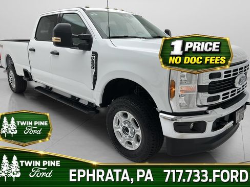 New 2026 Ford F250 XLT w/ FX4 Off-Road Package AWD/4WD image 1