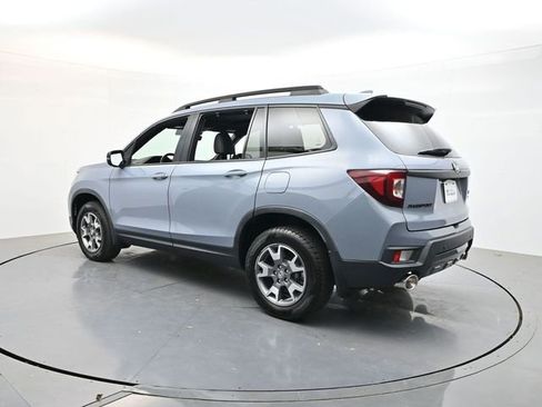 Used 2022 Honda Passport TrailSport image 5