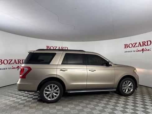 Used 2020 Ford Expedition XLT w/ Equipment Group 202A image 6