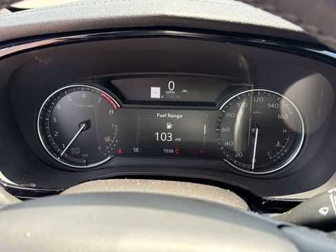 Used 2025 Cadillac XT6 Premium Luxury FWD image 21