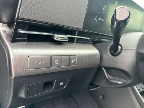 Certified 2024 Hyundai Kona SEL w/ Convenience Package AWD/4WD image 19