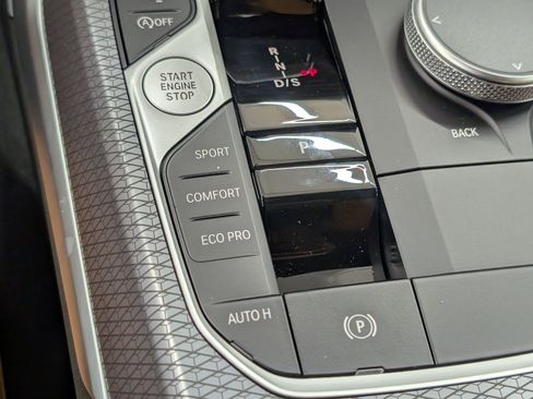 New 2026 BMW 330i Sedan w/ Premium Package image 24