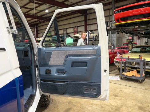 Used 1989 Ford F250 4x4 Regular Cab image 35