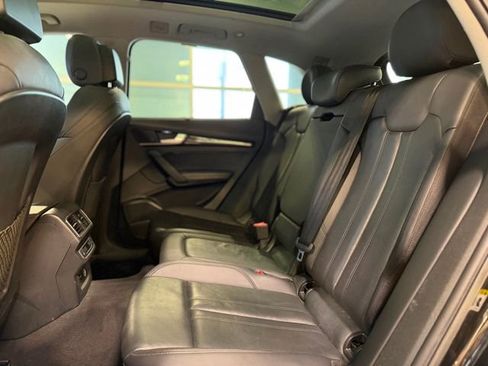 Used 2019 Audi Q5 2.0T Premium Plus image 21