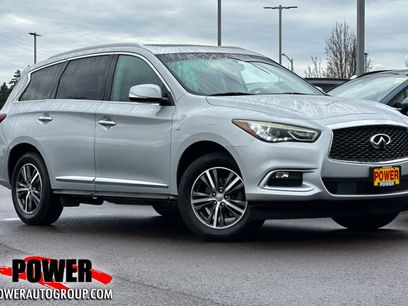 Used 2016 INFINITI QX60 AWD w/ Premium Package