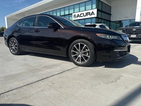 Used 2017 Acura TLX V6 FWD image 1