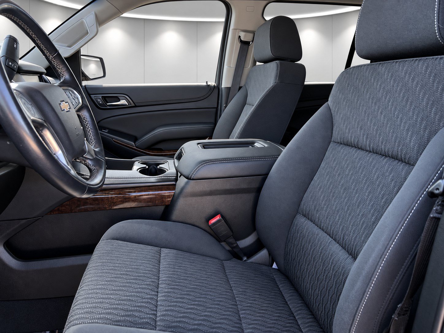 Used 2019 Chevrolet Tahoe LS AWD/4WD image 11