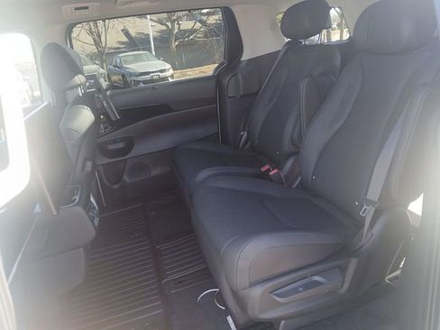 New 2026 Kia Carnival SX Prestige FWD image 23