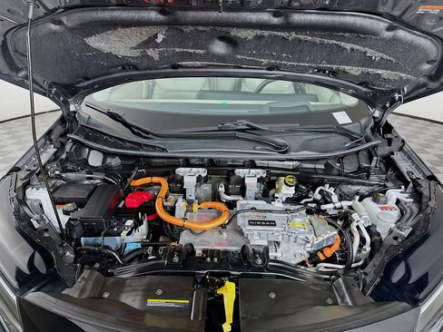 Used 2023 Nissan Ariya AWD image 36