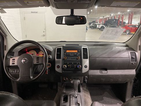 Used 2012 Nissan Xterra PRO-4X w/ Pro-4x Leather Pkg image 14