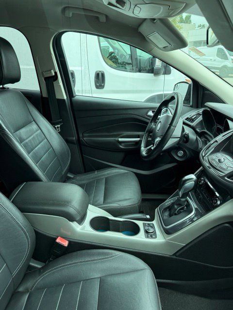 Used 2013 Ford Escape SEL FWD image 8