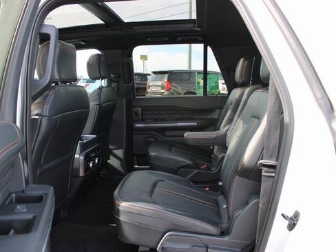 Used 2024 Ford Expedition Max Platinum image 16