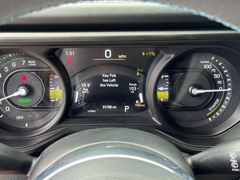 Used 2024 Jeep Wrangler High Altitude AWD/4WD image 32
