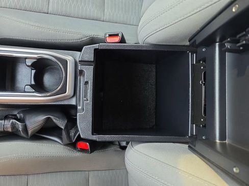 Used 2016 Toyota Tacoma SR5 image 24