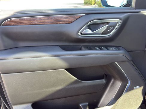 Used 2022 Chevrolet Tahoe High Country image 14