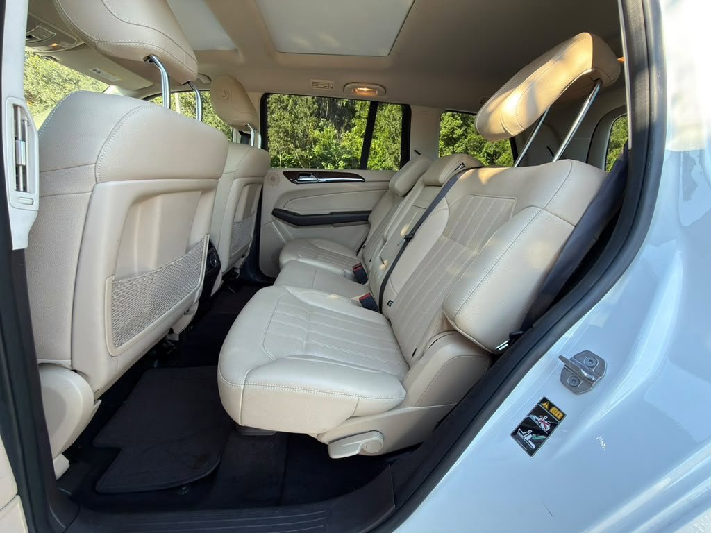 Used 2019 Mercedes-Benz GLS 450 4MATIC image 24
