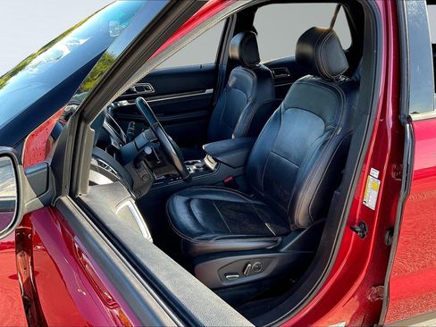 Used 2017 Ford Explorer Limited w/ Equipment Group 301A image 24