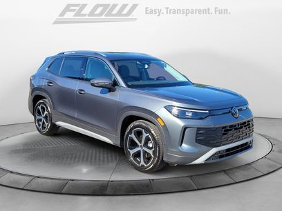 New 2025 Volkswagen Tiguan SE
