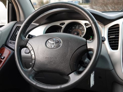 Used 2005 Toyota Highlander Limited AWD/4WD image 67