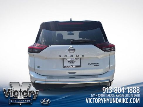 Used 2024 Nissan Rogue Platinum w/ Platinum Premium Package AWD/4WD image 4