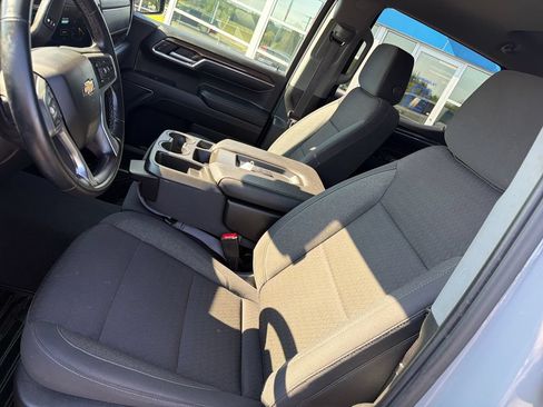 Used 2024 Chevrolet Silverado 1500 LT AWD/4WD image 16