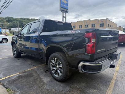 New 2026 Chevrolet Silverado 1500 LT w/ LPO, Dark Essentials Package