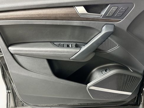 Used 2023 Audi Q5 2.0T Premium Plus w/ Premium Plus Package image 21