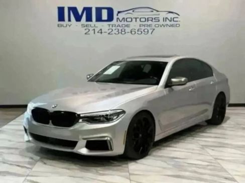 Used 2020 BMW M550i xDrive image 24