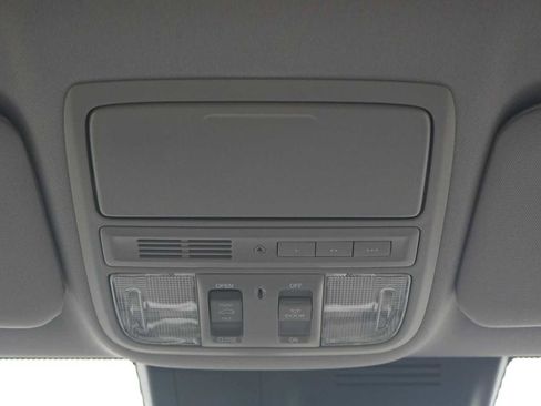 Used 2020 Honda CR-V Touring image 23