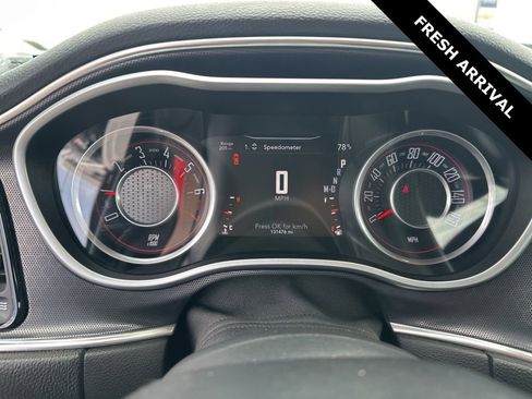 Used 2016 Dodge Challenger SXT Plus RWD image 13