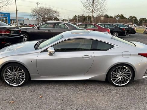 Used 2016 Lexus RC 200t RWD image 8