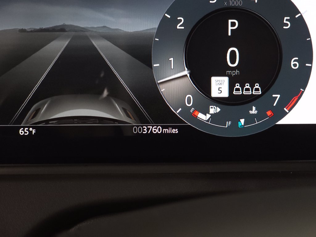 Certified 2026 Land Rover Range Rover Velar Dynamic SE AWD/4WD image 25