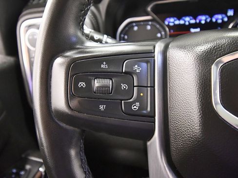 Used 2023 GMC Sierra 3500 Denali w/ Denali Ultimate Package image 21