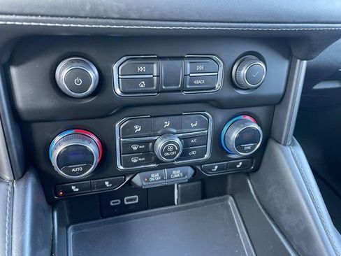 Used 2023 Chevrolet Tahoe LT image 33