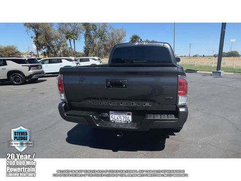 Used 2023 Toyota Tacoma TRD Sport w/ Technology Package RWD image 12