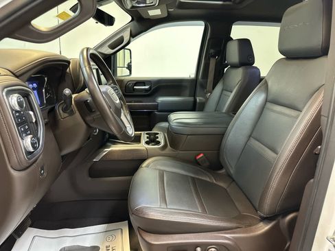 Used 2023 GMC Sierra 3500 Denali w/ Denali Ultimate Package image 5