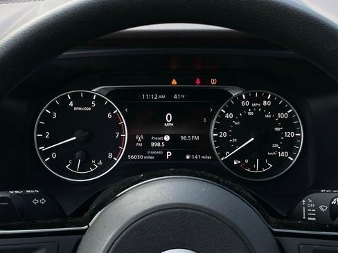 Used 2023 Nissan Rogue SV image 16