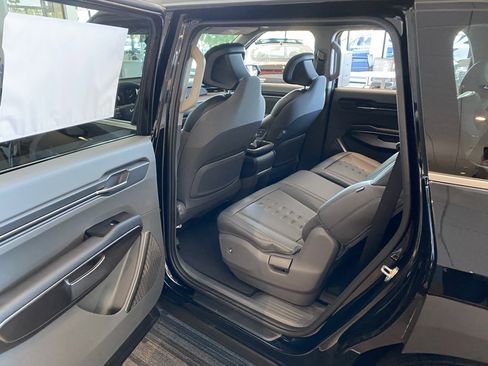 New 2026 Kia EV9 Wind image 25