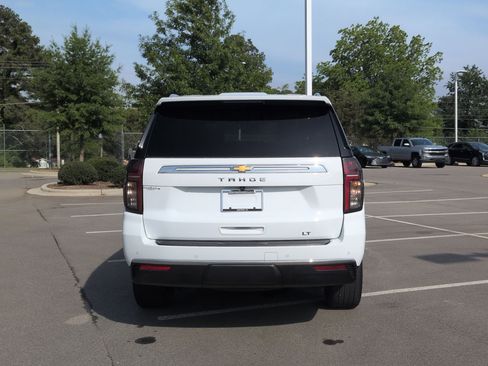 Used 2024 Chevrolet Tahoe LT RWD image 5